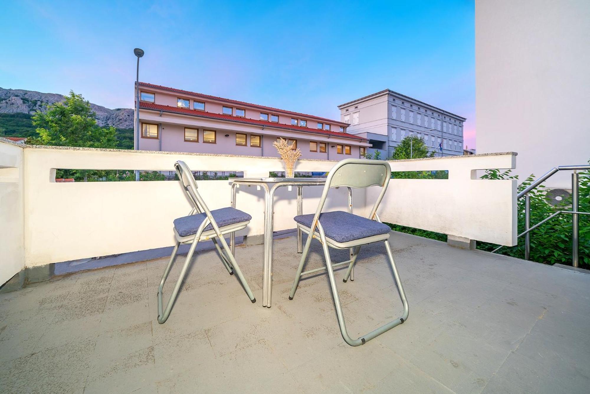Apartments Nada & Ivan With Terrace Башка Экстерьер фото